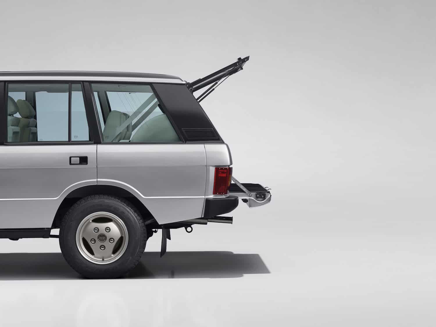 1993 Titan Silver Range Rover Classic
