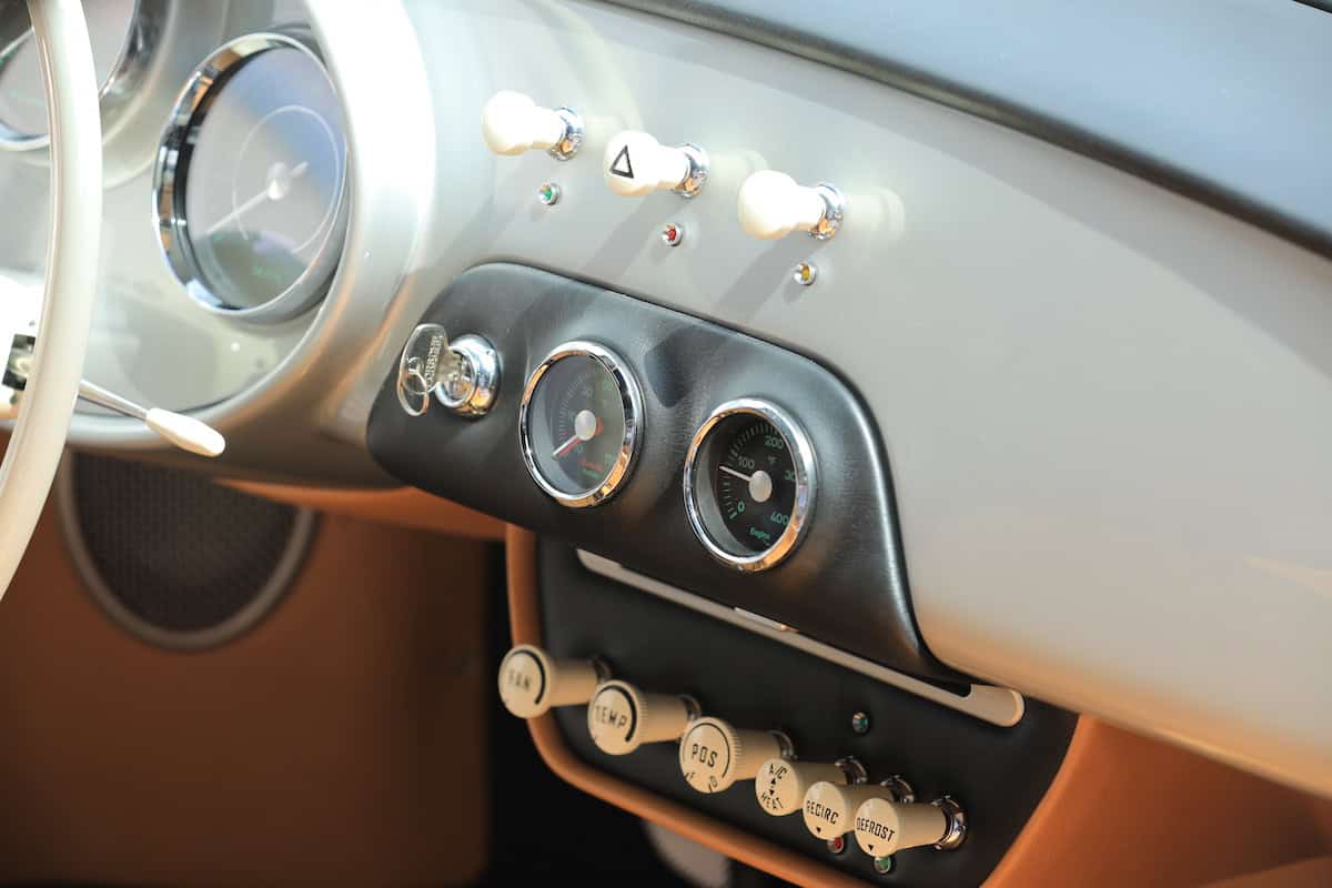 Thornley Kelham 356 European SL dash