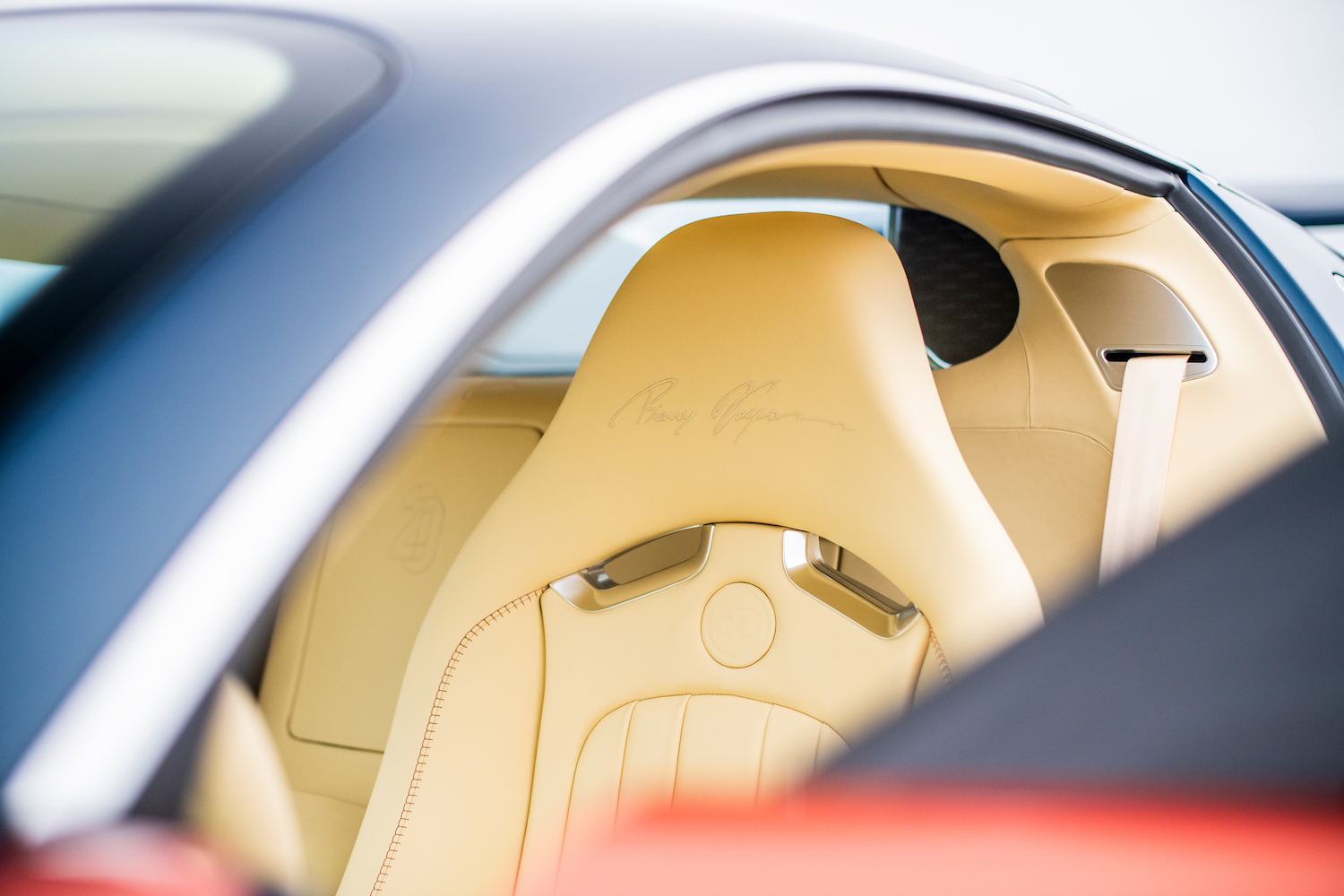 Bugatti La Maison Pur Sang Veyron 20 Years
