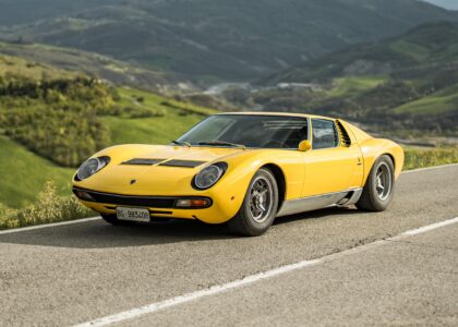 Lamborghini Miura SV