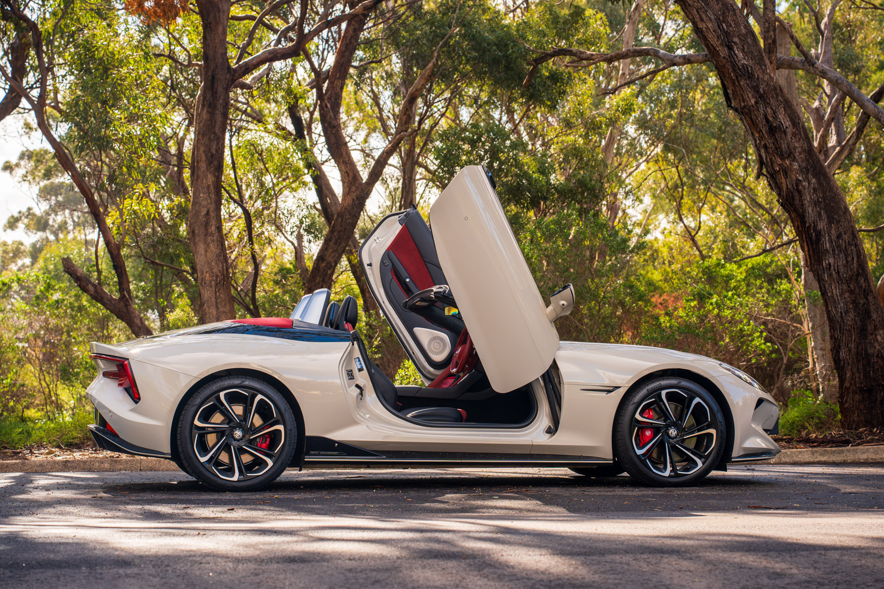 2025 MG Cyberster 100th Anniversary Edition
