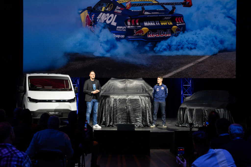 Ford Uncovered - Jamie Whincup with the Mustang Dark Horse T8 Spec