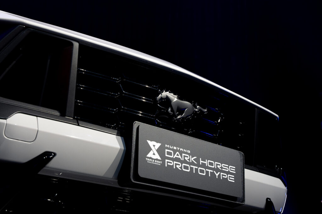 Ford Uncovered - Mustang Dark Horse T8 Spec